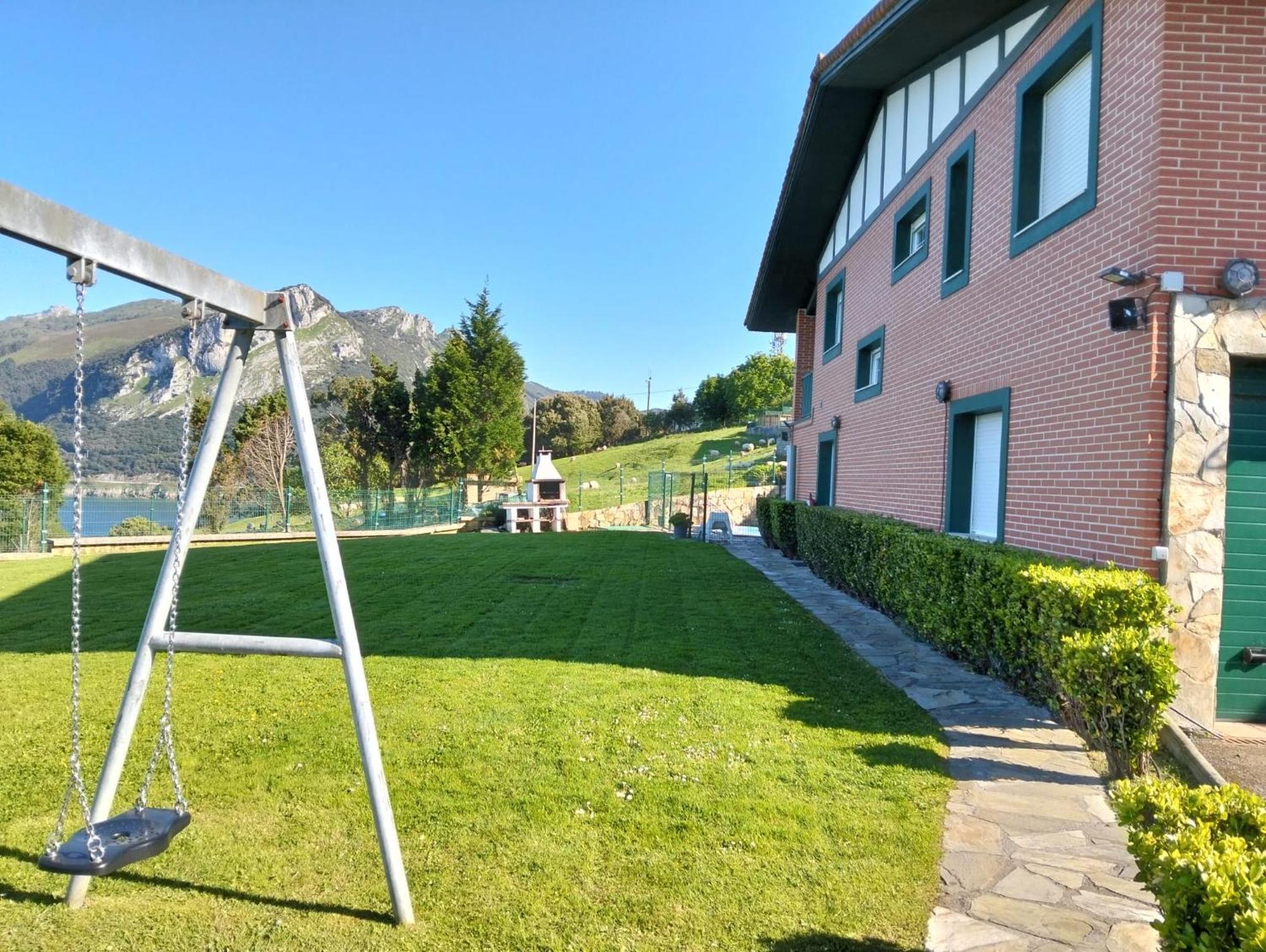 Villa La Ballena De Sonabia Orinon Eksteriør bilde